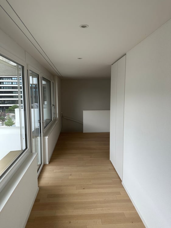 Hochmoderne 4.5-Zimmer-Maisonette im beliebten Hochbord-Quartiert - sofort verfügbar 13