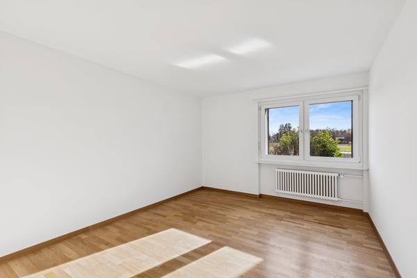 Sonnige Wohnung mit grosser Terrasse und Weitsicht an bester Lage in der neuen Überbauung 9