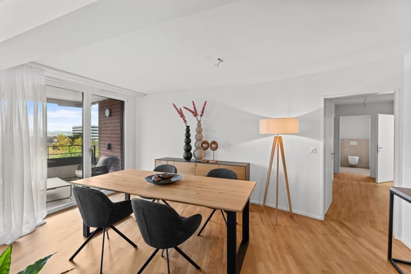 Grosszügige 4.5-Zimmer-Wohnung mit 143 m² in Opfikon frisch saniert 9