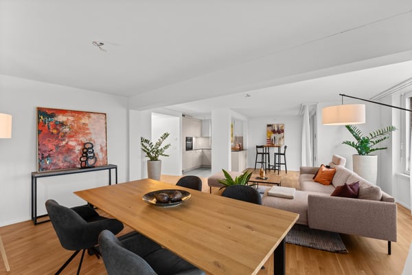 Grosszügige 4.5-Zimmer-Wohnung mit 143 m² in Opfikon frisch saniert 4