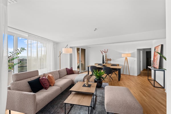 Grosszügige 4.5-Zimmer-Wohnung mit 143 m² in Opfikon frisch saniert 2