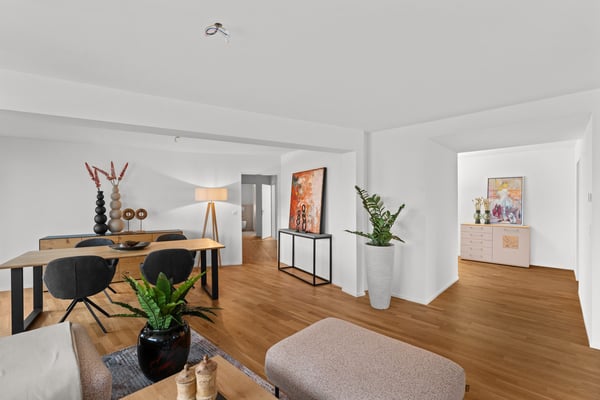 Grosszügige 4.5-Zimmer-Wohnung mit 143 m² in Opfikon frisch saniert 3