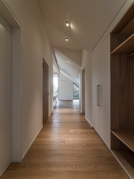 Grosszügige 3.5-Zimmer-Dachwohnung am Opfiker Plateau 4