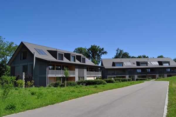 Grosszügige 3.5-Zimmer-Dachwohnung am Opfiker Plateau
