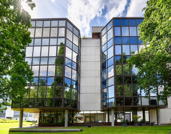 VIELSEITIG NUTZBARE BÜRO- UND GEWERBEFLÄCHE NAHE STETTBACH BHF 7