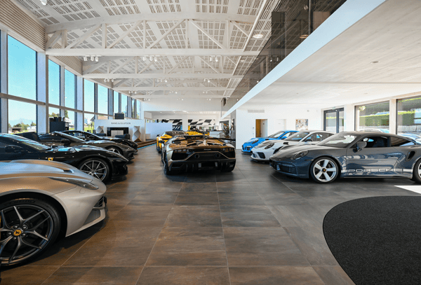 EXKLUSIVES AUTOHAUS BEI DER A3 3