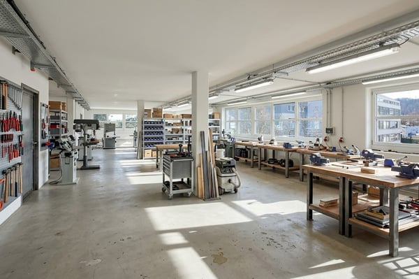 VIELSEITIGE BÜRO- UND GEWERBEFLÄCHEN 8