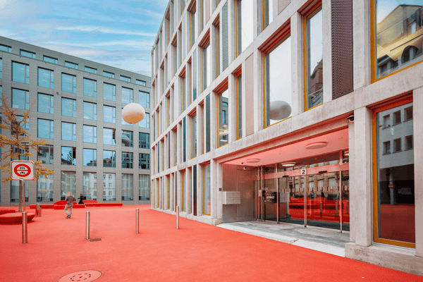 PLUG & PLAY BÜROS AM ROTEN PLATZ 14