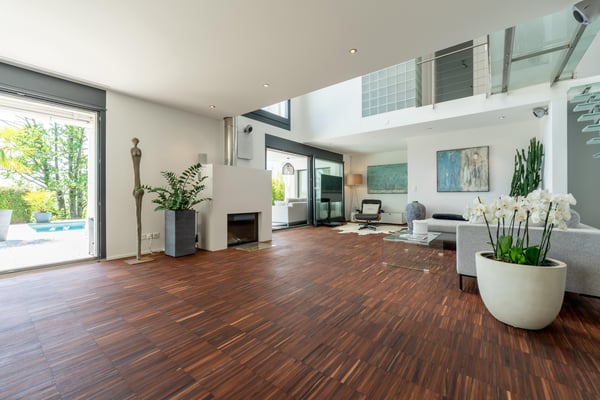 Modernes Wohnen mit traumhafter Aussicht und Baulandreserve 2