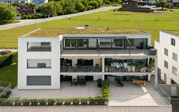 Exklusive Attikawohnung mit grosser Sonnenterrasse und Weitblick 10