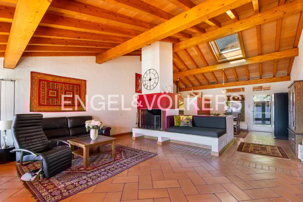 Affascinante casa a schiera di 1.5 locali con vista lago unica (21) 3