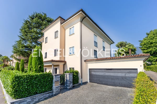 Elegante Villa nahe am See (75) 1