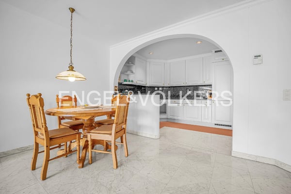 Mediterrane Gartenwohnung im Herzen von Ascona (13) 5