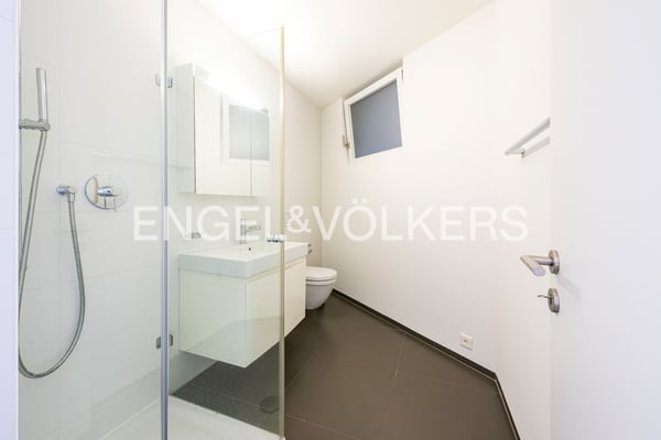 Modernes Design mit Privatgarten (111) 9