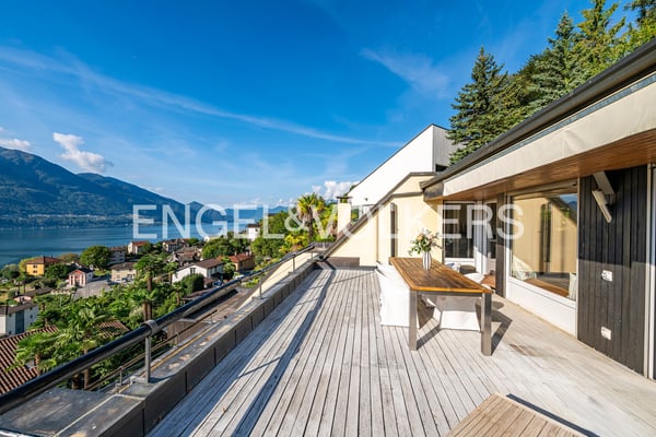 Attika mit Seesicht, Terrasse und Privatgarten (6)