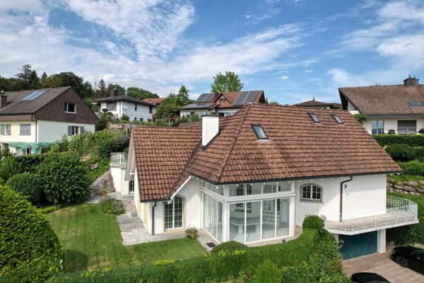 Grosszügig, klassisch und modern - Wohnen mit Weitblick 1