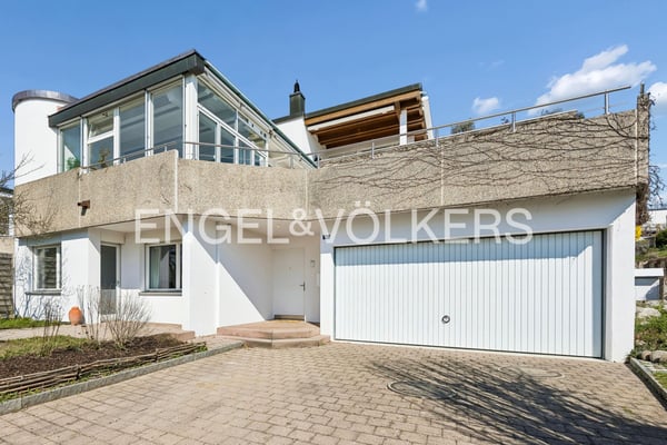 Alpenblick inklusive - grosszügiges Terrassenhaus mit vielseitigem Rau 12