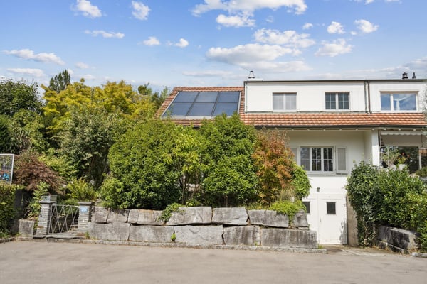 Grüne Idylle auf dem Bruderholz 11