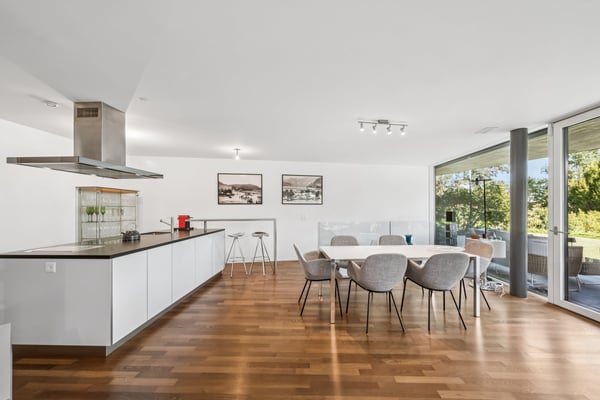 Exklusive Gartenwohnung ? Ihr Rückzugsort in Bottmingen 1