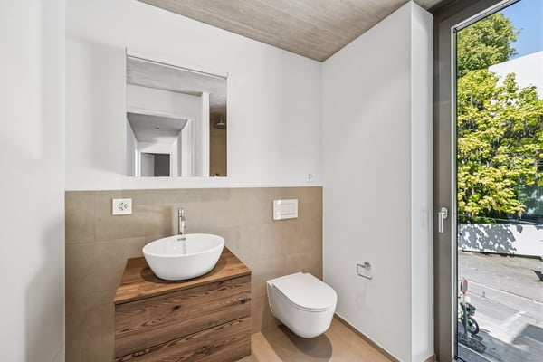 Exklusives Wohnen mit Garten und Dachterrasse 8