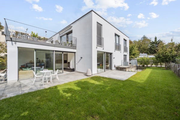 Stilvolle 2.5-Zimmer-Gartenwohnung in Riehen 8