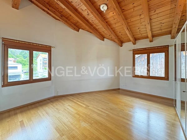 Maisonettejuwel im Herzen von Trimmis 5