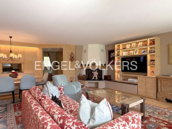 Exklusive Dach-Maisonette mit Chalet-Flair 1
