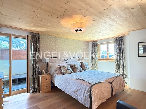 Exklusive Dach-Maisonette mit Chalet-Flair 5