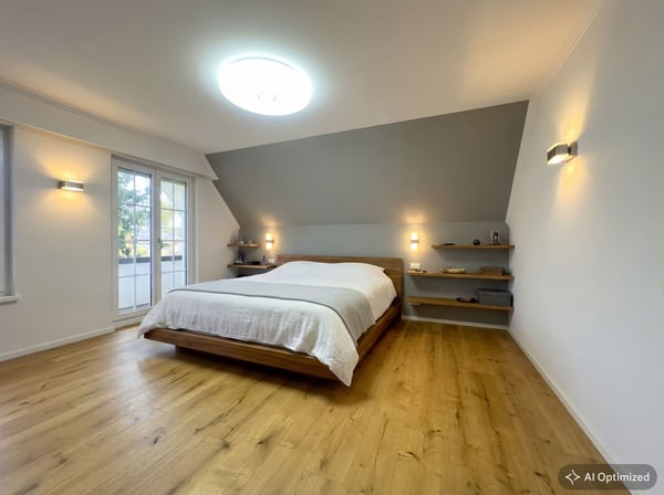 Englisches Landhaus mit grossem Grundstück & Baulandreserve 9