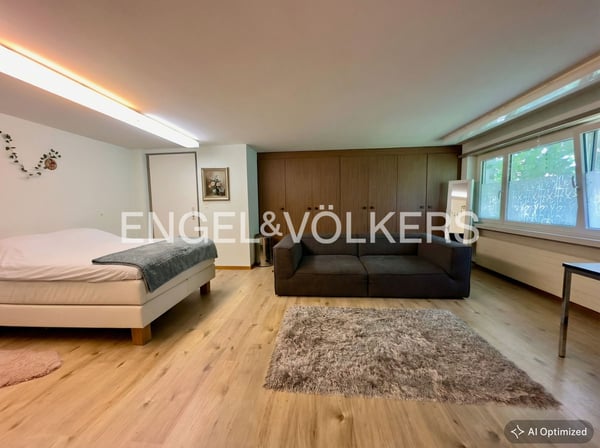 EFH mit sehr grossem Grundstück, Privatsphäre & Baulandreserve! 7