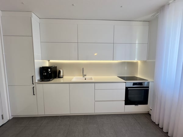 Attraktive 5.5 Zimmer-Eigentumswohnung an ruhiger & sonniger Lage 8