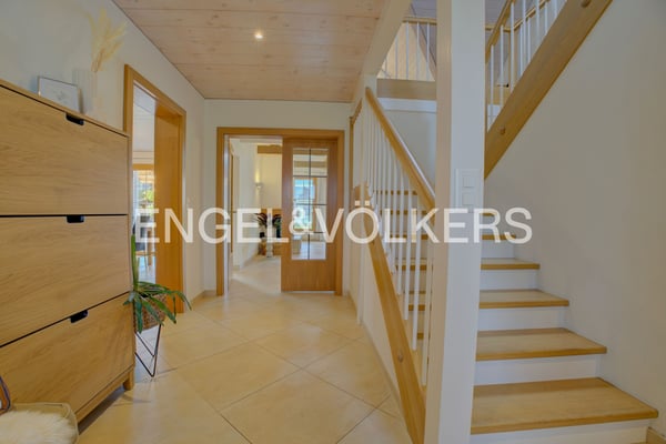 6 1/2-Zimmer Einfamilienhaus mit 1'068 m2 Grundstück an bester Lage 11