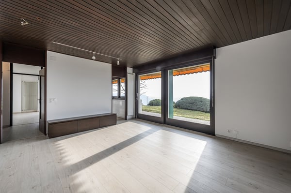 Moderne Villa mit Pool und eigenständiger Wohnung 13