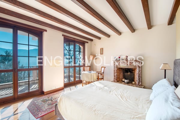 Prestigiosa villa con vista mozzafiato 7