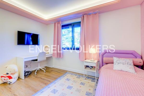 Spettacolare villa con piscina e vista lago 6