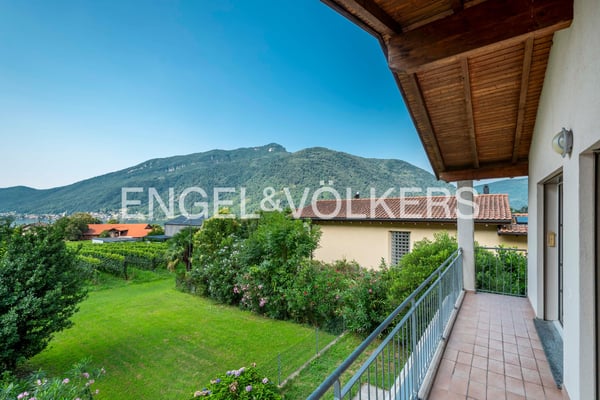 Splendida casa indipendente di 5.5 locali 12