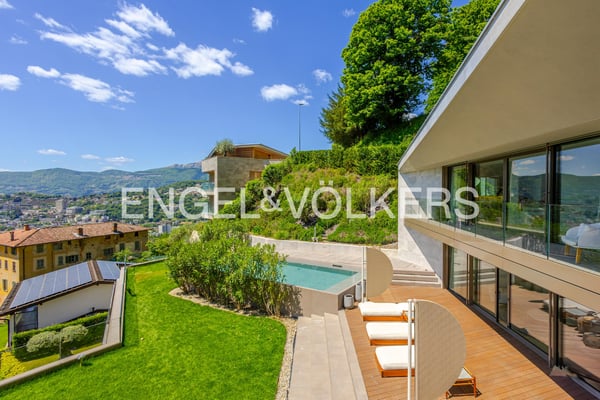 Ruhe und Privatsphäre mit Panoramablick auf den See 13