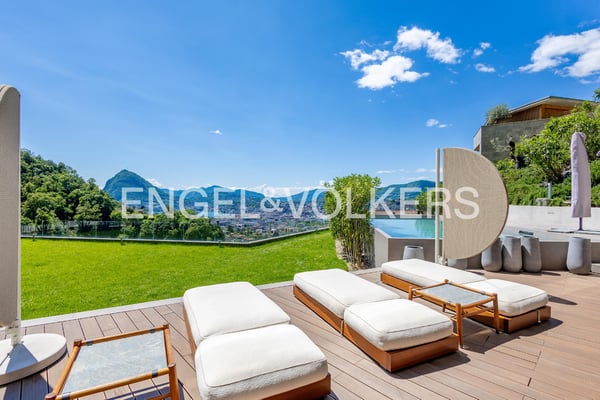 Ruhe und Privatsphäre mit Panoramablick auf den See 7