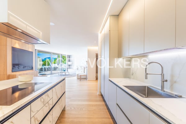 Ruhe und Privatsphäre mit Panoramablick auf den See 5