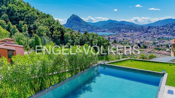 Ruhe und Privatsphäre mit Panoramablick auf den See 2