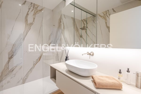 Ruhe und Privatsphäre mit Panoramablick auf den See 12