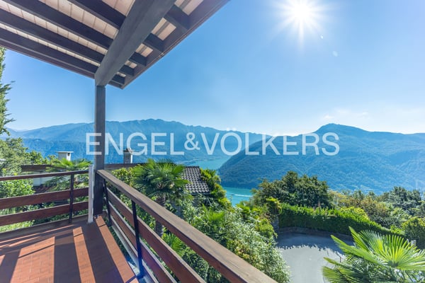 Accogliente casa con splendida vista lago