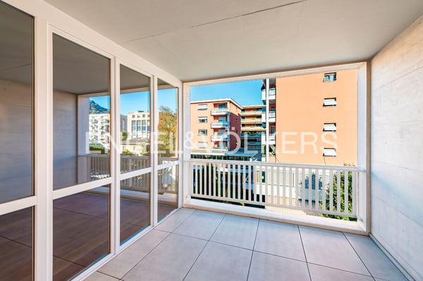 Renoviertes zentrales Duplex mit hellen Räumen 12