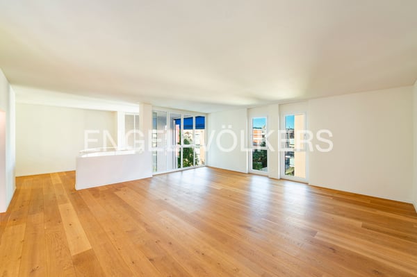 Renoviertes zentrales Duplex mit hellen Räumen 2