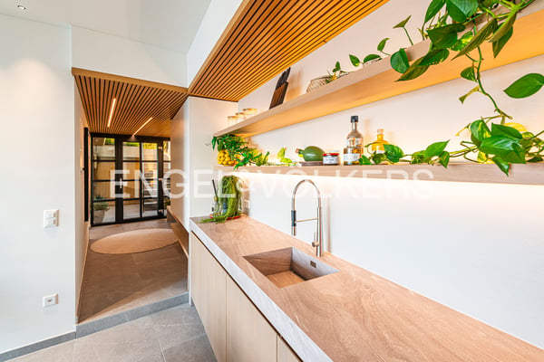 Prestigiosa villa a schiera di testa con terrazza e vista lago 8