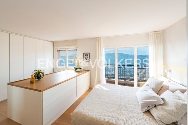 Prestigiosa villa a schiera di testa con terrazza e vista lago 9
