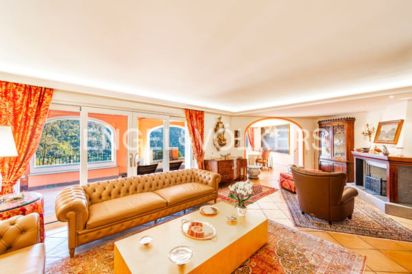 Eleganza mediterranea con vista lago 4