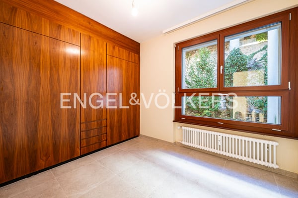 Helle Wohnung mit Terrasse und Seeblick 6