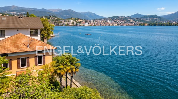Villa direttamente a lago con darsena 4