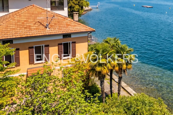 Villa direttamente a lago con darsena 7